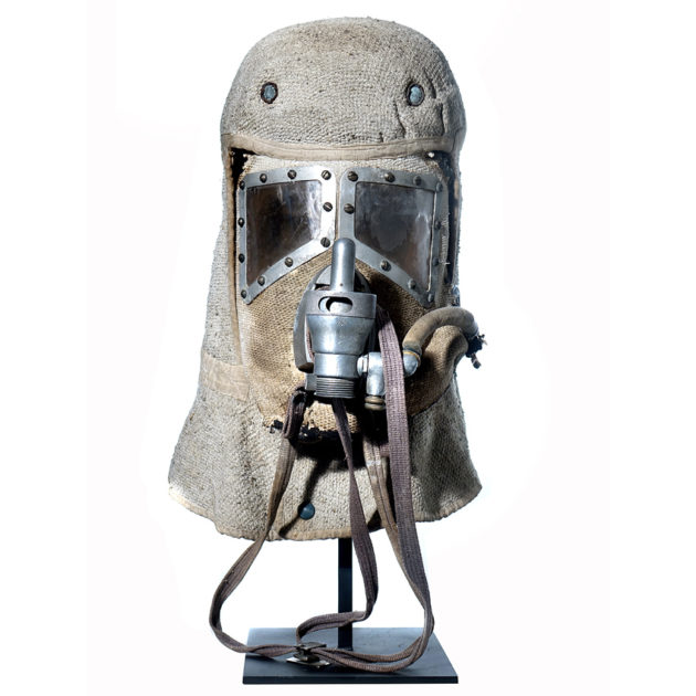 WWI German Smoke Rescue Helmet WWI German Smoke Rescue Helmet